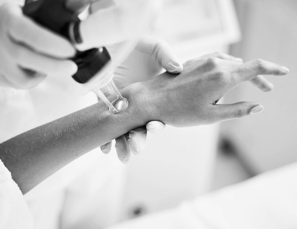Epilation Laser des Avant-Bras, à Suresnes - Tarif | CLEM, Centre Esthétique