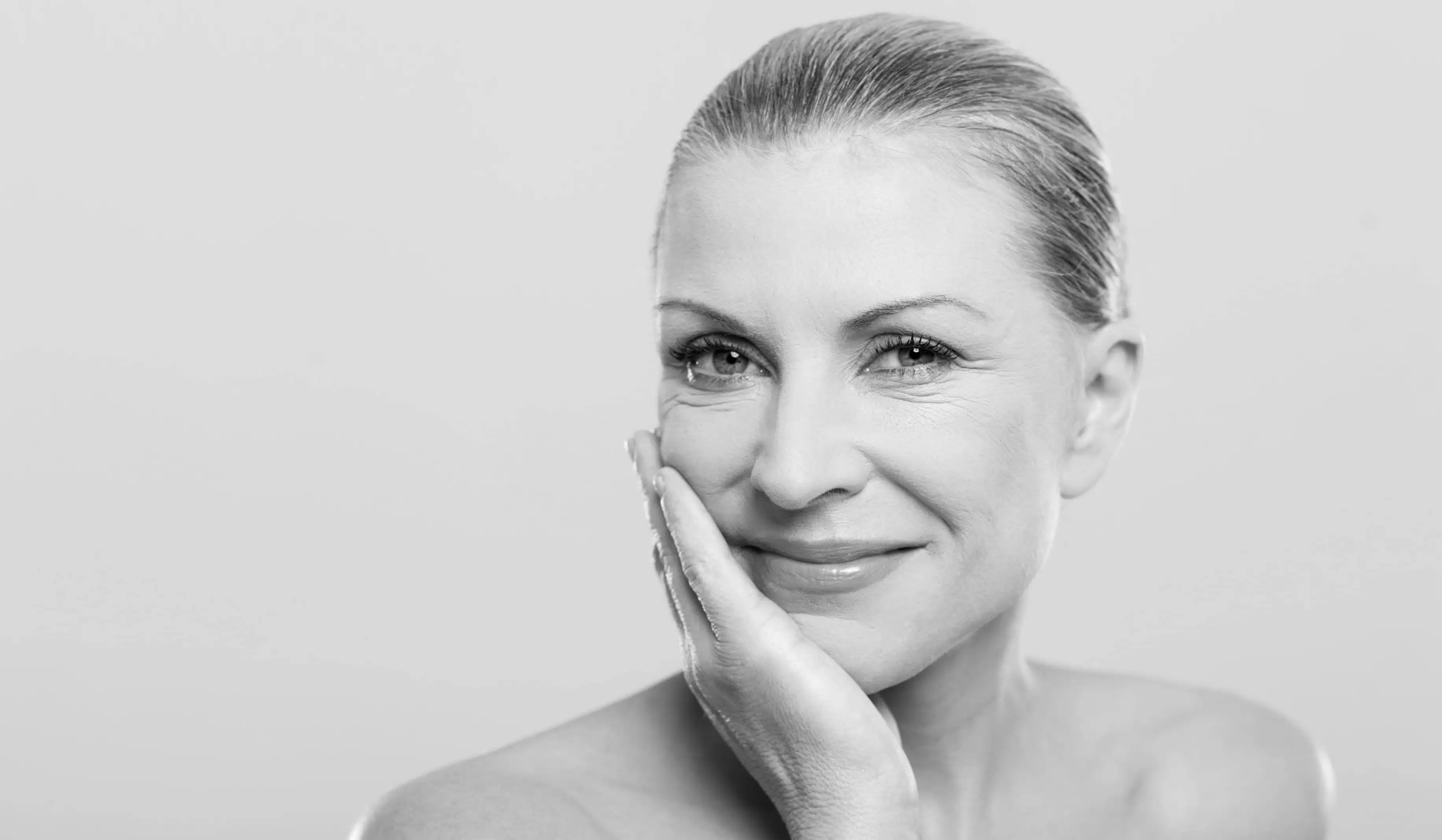 Les solutions en médecine esthétique pour un visage qui a perdu du volume | CLEM | Suresnes